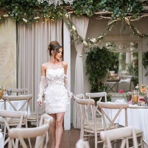 Women’s A-Line wedding dress are made of high quality Lace Floral Appliquéd.